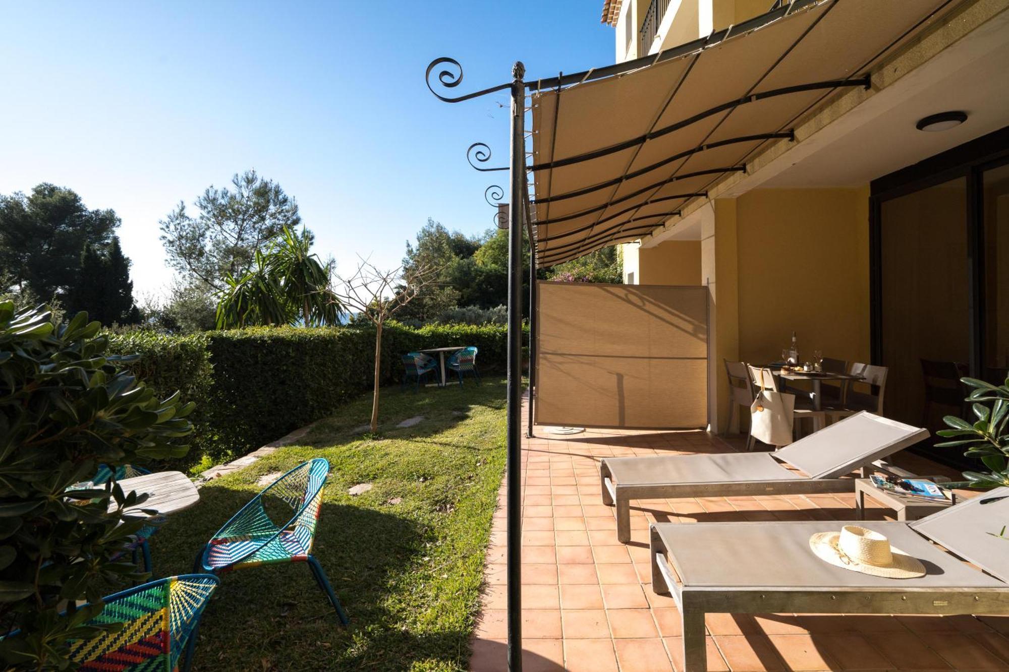 Le Rayol-Canadel-sur-Mer La Residence Du Bailli מראה חיצוני תמונה