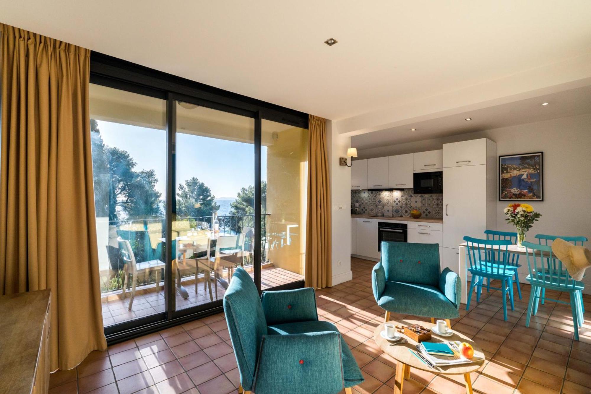 Le Rayol-Canadel-sur-Mer La Residence Du Bailli מראה חיצוני תמונה