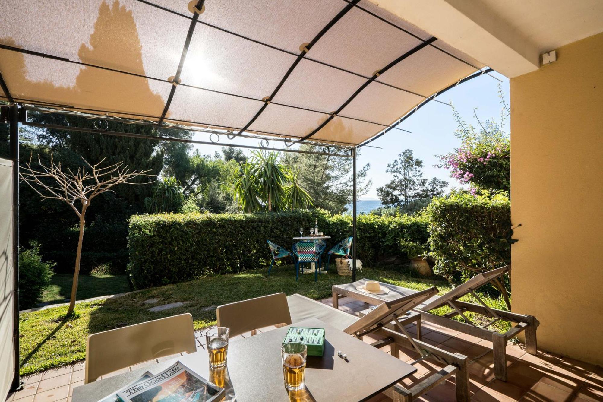 Le Rayol-Canadel-sur-Mer La Residence Du Bailli מראה חיצוני תמונה